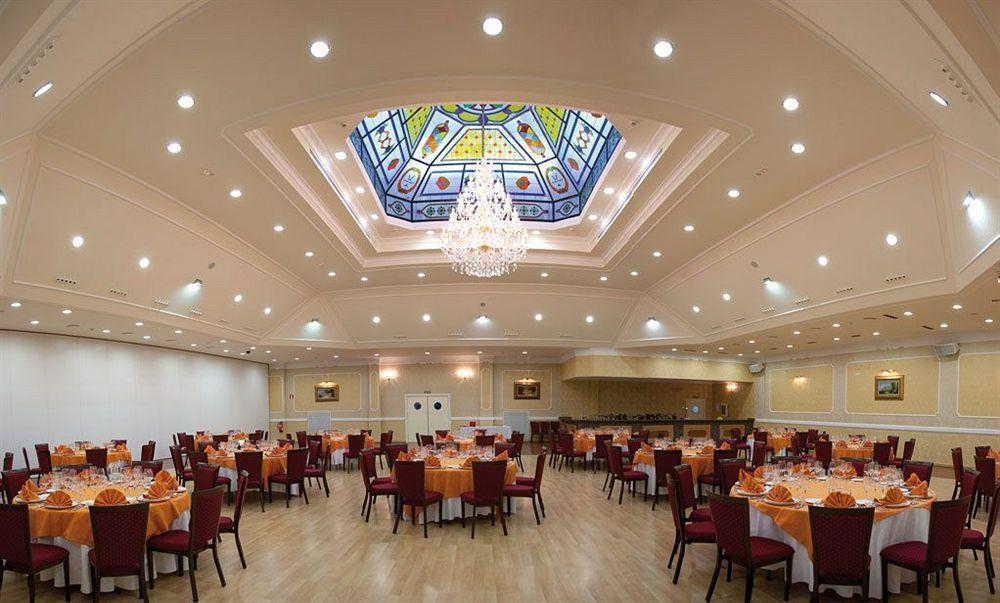 Hotel Santa Isabel Альбасете Экстерьер фото
