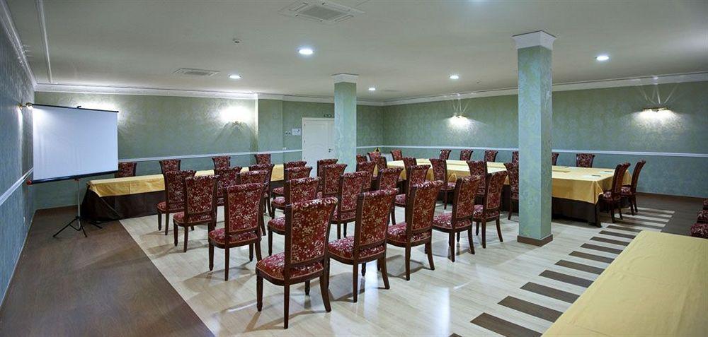Hotel Santa Isabel Альбасете Экстерьер фото