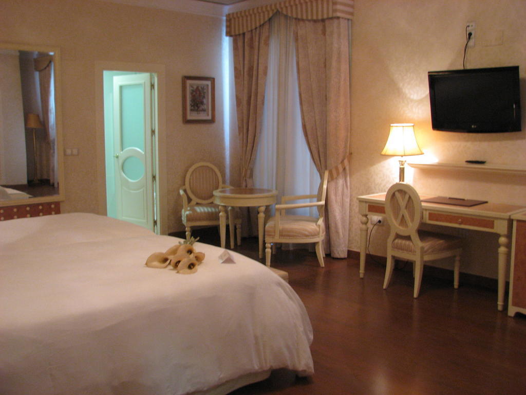 Hotel Santa Isabel Альбасете Экстерьер фото